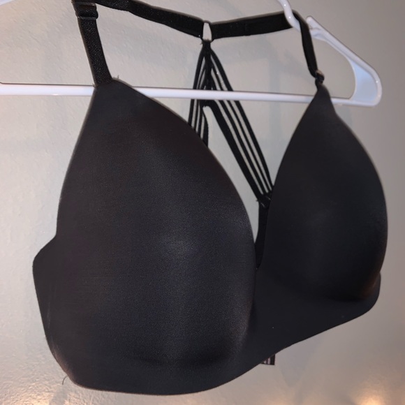 VictoriaSecret bra - Picture 4 of 4